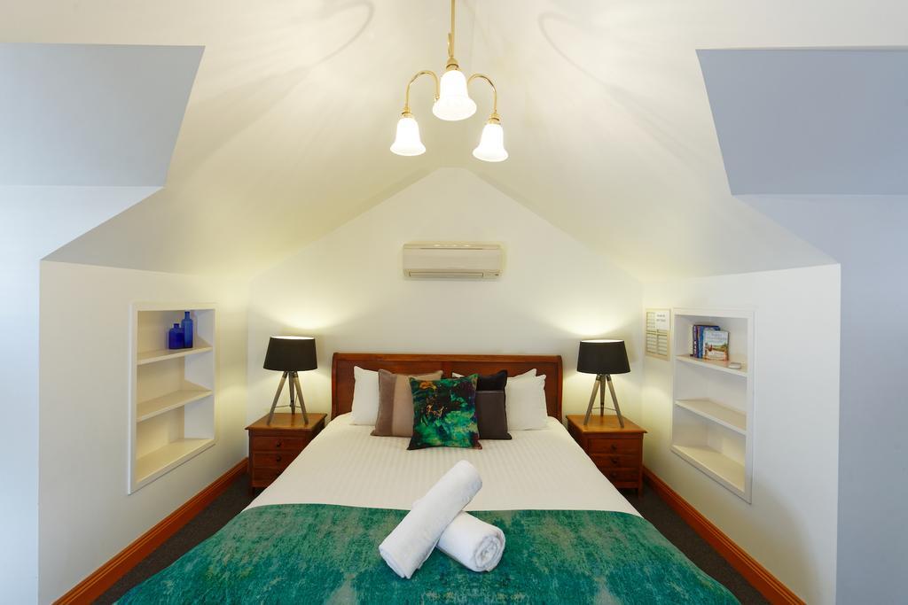 Hotel 54 On Bank Port Fairy Esterno foto