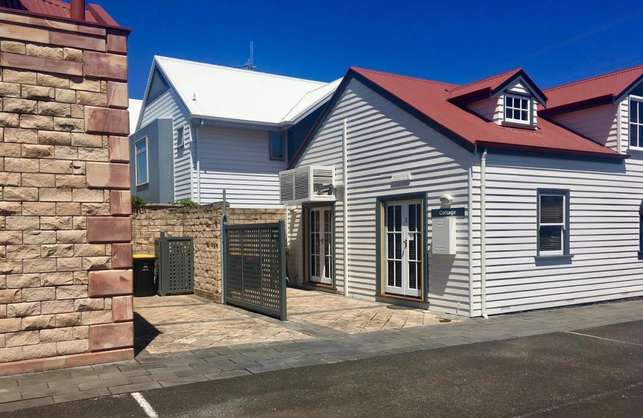 Hotel 54 On Bank Port Fairy Esterno foto